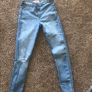 Size 7L Hollister Jeans